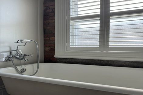 Photo of property in 2/207 Ponsonby Road, Ponsonby, Auckland, 1011