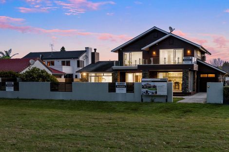 Photo of property in 25 Berwick Place, Mount Maunganui, 3116