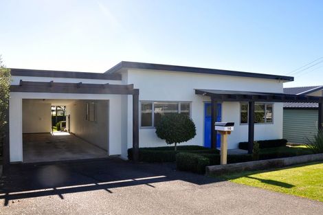 Photo of property in 16 Ocean View Road, Waihi Beach, 3611