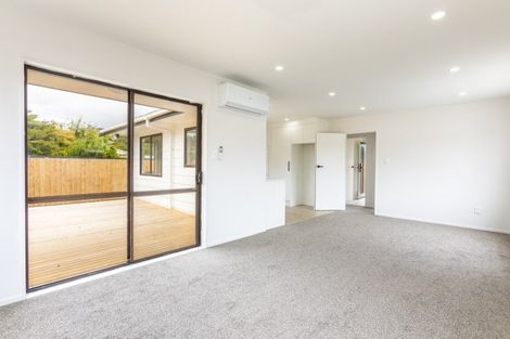 Photo of property in 90 Fergusson Street, Woodville, 4920