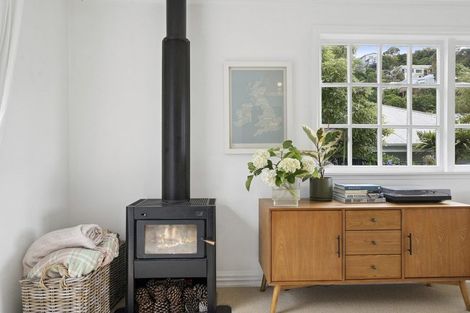 Photo of property in 51 Reuben Avenue, Brooklyn, Wellington, 6021