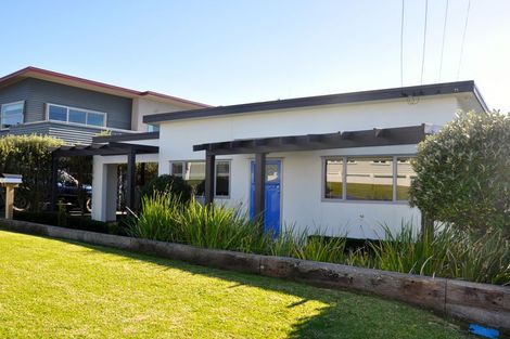 Photo of property in 16 Ocean View Road, Waihi Beach, 3611