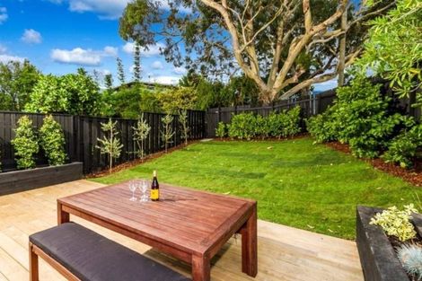 Photo of property in 2/1 Hythe Terrace, Mairangi Bay, Auckland, 0630