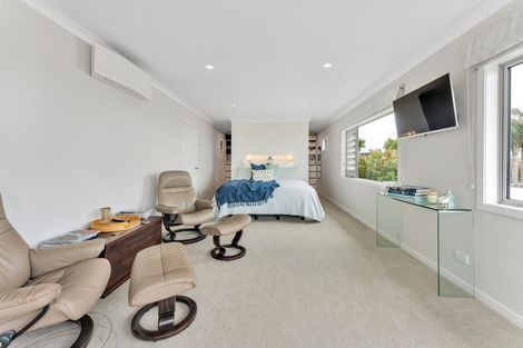 Photo of property in 6 Paisley Street, Mellons Bay, Auckland, 2014