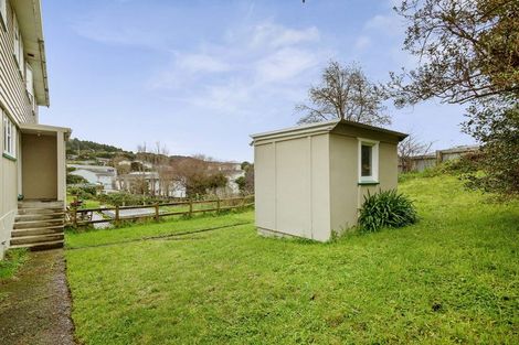 Photo of property in 30 Roberts Street, Tawa, Wellington, 5028