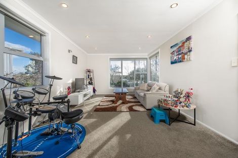 Photo of property in 18 Yeoman Place, Howick, Auckland, 2014