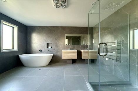 Photo of property in 43 Evergreen Parade, Rosehill, Papakura, 2113