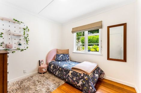 Photo of property in 39 Rawhiti Street, Stokes Valley, Lower Hutt, 5019