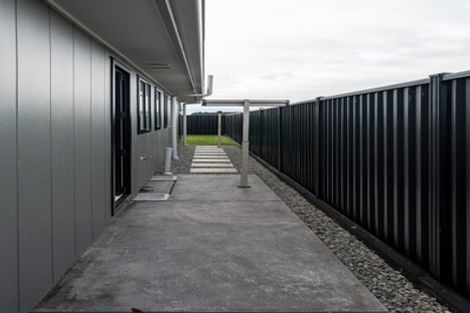 Photo of property in 32 Mcgarry Drive, Kaiapoi, 7630