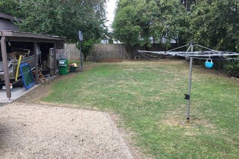 Photo of property in 10 Kenney Crescent, Fairfield, Hamilton, 3214