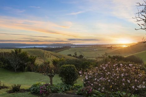 Photo of property in 317 Takatu Road, Tawharanui Peninsula, Warkworth, 0986