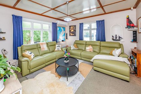 Photo of property in 23 Harris Street, Marton, 4710