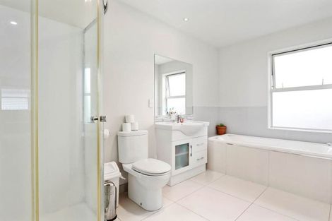 Photo of property in 229 Porchester Road, Takanini, 2112