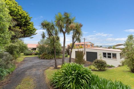 Photo of property in 30 Queen Street, Brighton, Dunedin, 9035