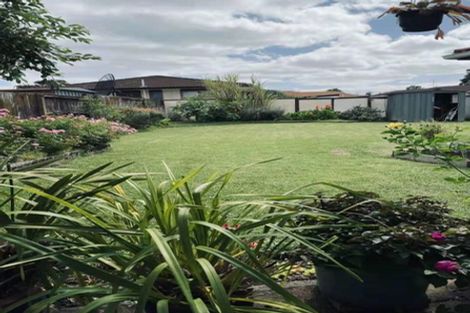 Photo of property in 50 Sunderlands Road, Half Moon Bay, Auckland, 2012