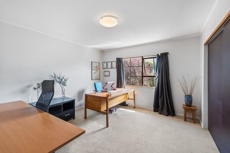 Photo of property in 100 The Esplanade, Raumati South, Paraparaumu, 5032