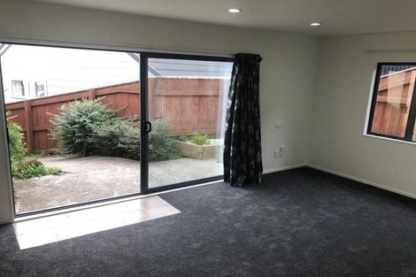 Photo of property in 14b Trinidad Crescent, Grenada Village, Wellington, 6037