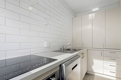 Photo of property in 2/73 Clare Road, St Albans, Christchurch, 8014