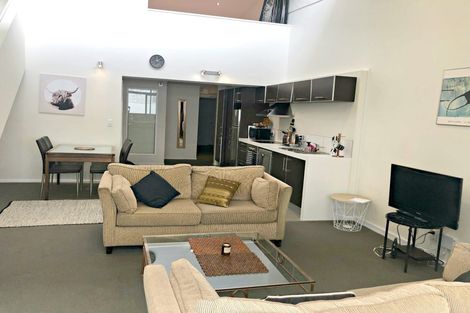 Photo of property in Las Olas De Cuba, 11/35 Torrens Terrace, Mount Cook, Wellington, 6011