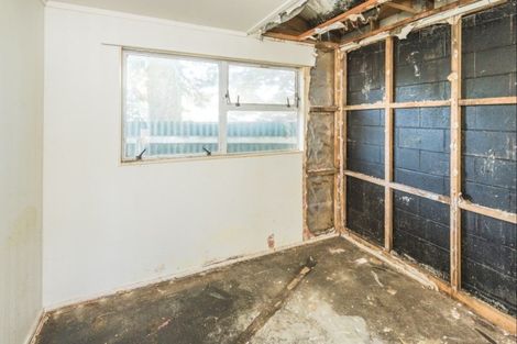 Photo of property in 4 Karyn Street, Castlecliff, Whanganui, 4501