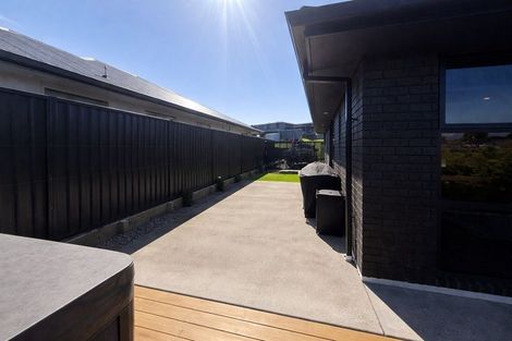 Photo of property in 2b Kauri Lane, Omokoroa, 3114