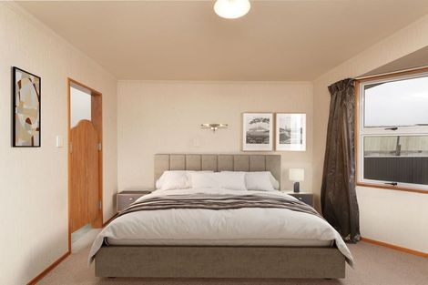 Photo of property in 19 Timaru Road, Waimate, 7924