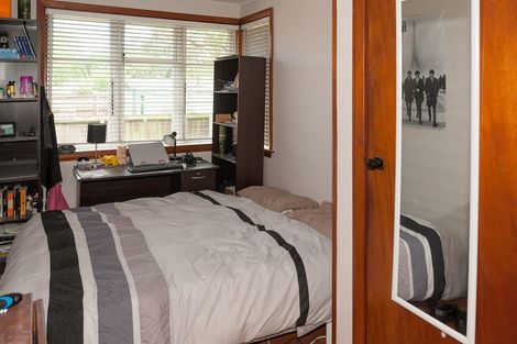 Photo of property in 28 Auburn Avenue, Upper Riccarton, Christchurch, 8041