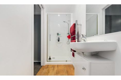 Photo of property in 33/64 Kawaha Point Road, Kawaha Point, Rotorua, 3010