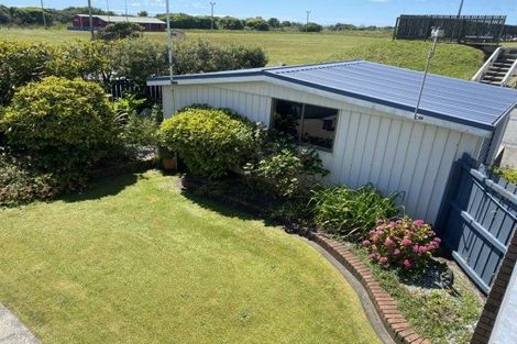 Photo of property in 1 Domain Terrace, Karoro, Greymouth, 7805