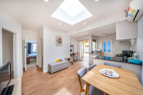 Photo of property in 18 Kauri Street, Eastbourne, Lower Hutt, 5013