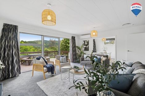 Photo of property in 86 Holborn Drive, Stokes Valley, Lower Hutt, 5019