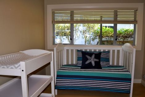 Photo of property in 16 Ocean View Road, Waihi Beach, 3611