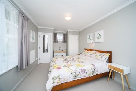 Photo of property in 2 Chester Crescent, West End, Palmerston North, 4410