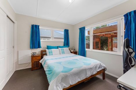 Photo of property in 1 Peel Place, Wainuiomata, Lower Hutt, 5014
