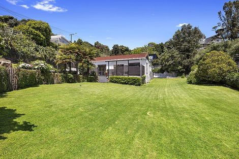 Photo of property in 72 Cutfield Road, New Plymouth, 4310