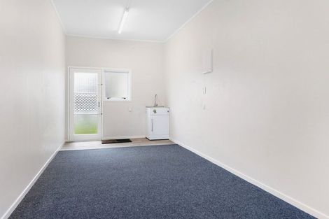 Photo of property in 3/3 Korau Road, Greenlane, Auckland, 1051