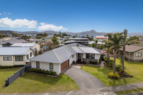 Photo of property in 11 Morcom Drive, Cooks Beach, Whitianga, 3591