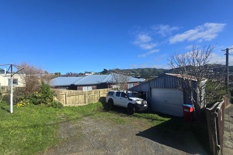 Photo of property in 2 Tarawera Road, Johnsonville, Wellington, 6037