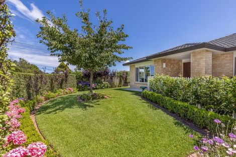 Photo of property in 1 Harry Shaw Way, Raumati South, Paraparaumu, 5032