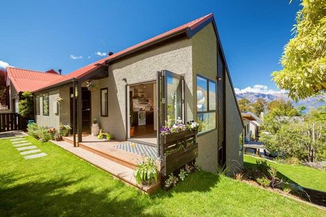 Photo of property in 18a Arawata Terrace, Fernhill, Queenstown, 9300