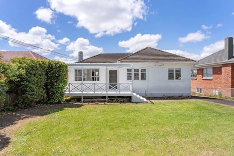 Photo of property in 74 Oakdale Road, Mount Roskill, Auckland, 1041