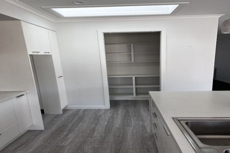 Photo of property in 54 Stratford Drive, Mount Pisa, Cromwell, 9383