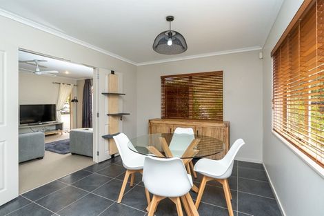 Photo of property in 22 Farringdon Avenue, Rototuna North, Hamilton, 3210