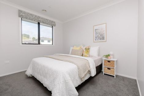 Photo of property in 121 Melksham Drive, Churton Park, Wellington, 6037