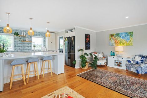 Photo of property in 10a Austin Drive, Whitianga, 3510