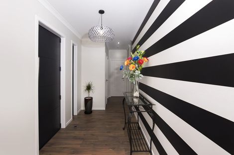 Photo of property in 33 Blackmore Place, Springlands, Blenheim, 7201