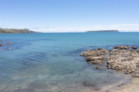 Photo of property in 13 Moana Road, Plimmerton, Porirua, 5026