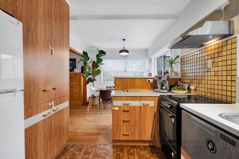 Photo of property in 17d Manu Crescent, Upper Vogeltown, New Plymouth, 4310