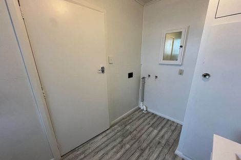 Photo of property in 8 Lowestoft Place, West End, Palmerston North, 4412