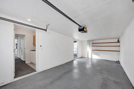 Photo of property in 2/59 Wallath Road, Westown, New Plymouth, 4310